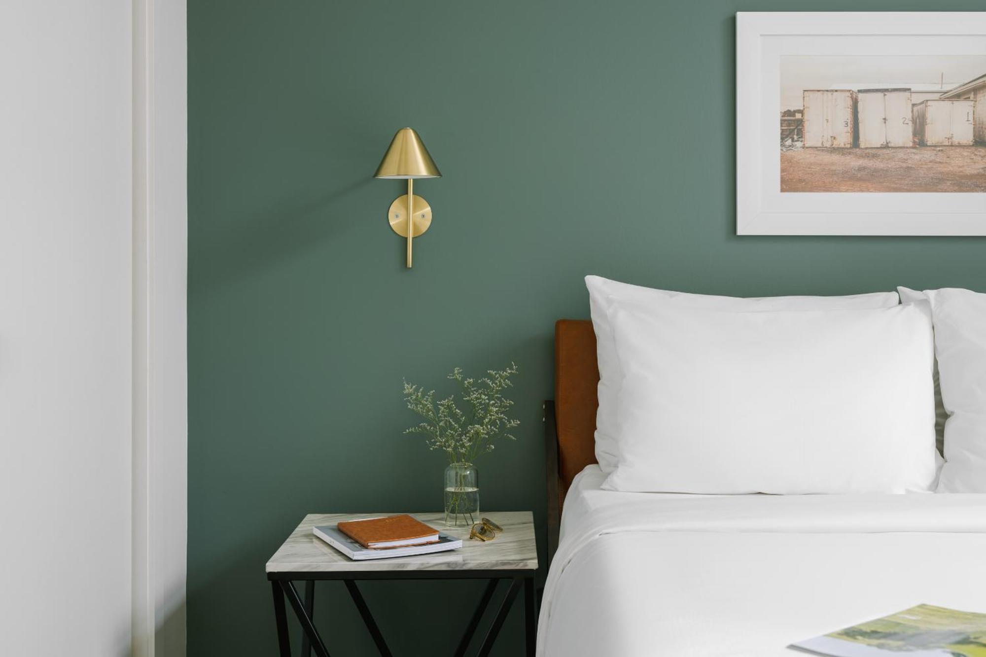 Sonder Le Guerin Aparthotel Монреал Стая снимка